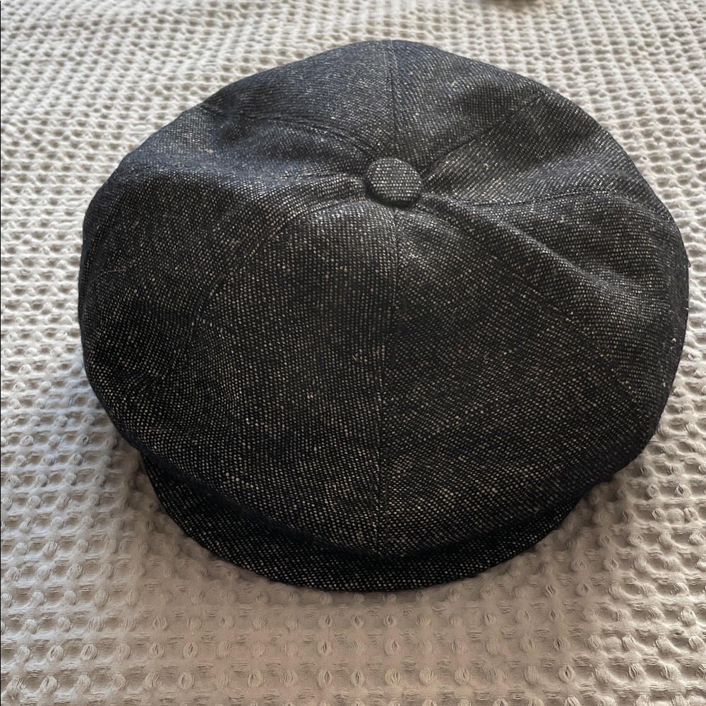 Classic Black Newsboy Cap